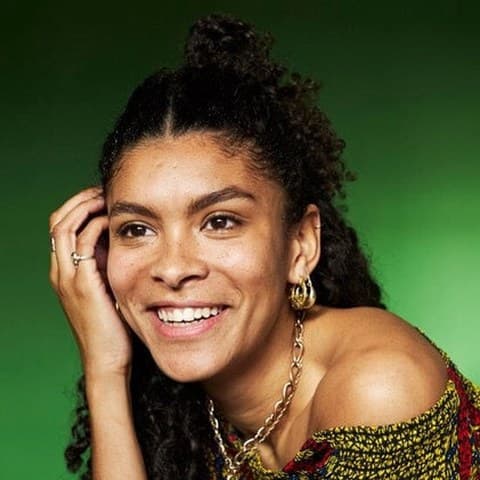 Thalissa Teixeira