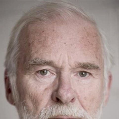 Ian McElhinney
