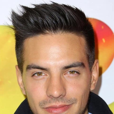 Vadhir Derbez