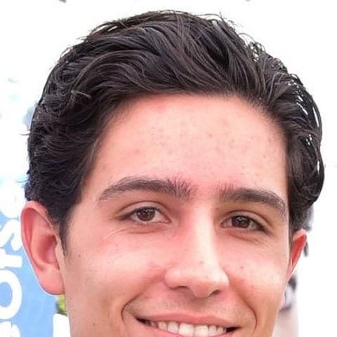 Lorenzo James Henrie