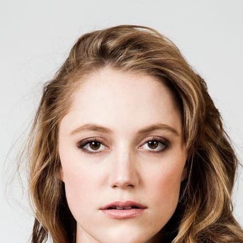 Maika Monroe