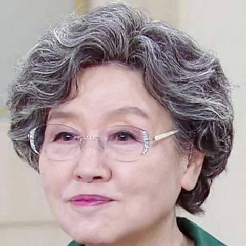 Ban Hyo-jung