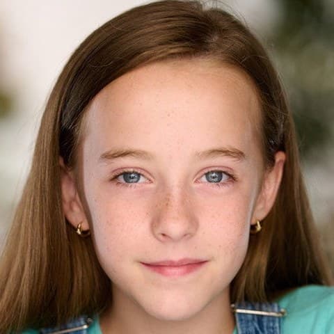 Ava Weiss