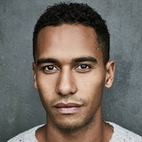 Elliot Knight