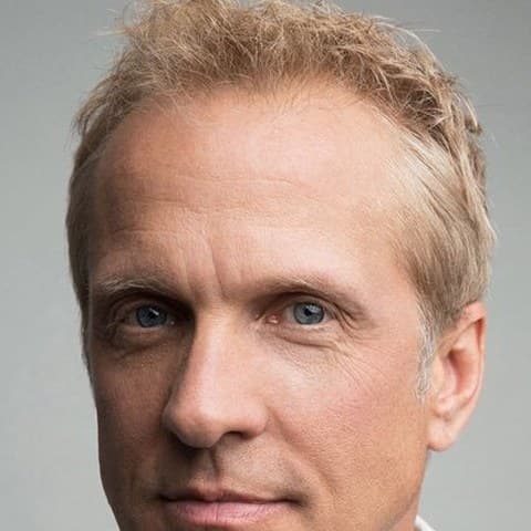 Patrick Fabian