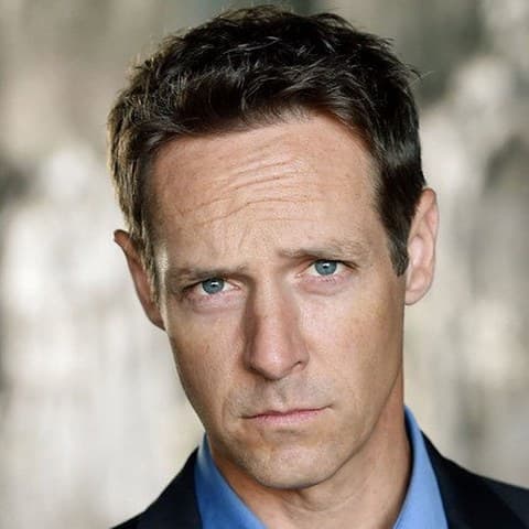 Christopher Rob Bowen