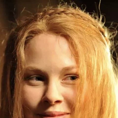 Beth Aynsley