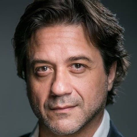 Enrique Arce