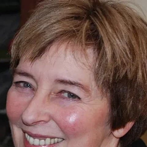 Leslie Lyles