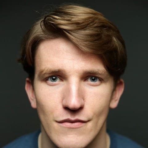 Ewan Mitchell