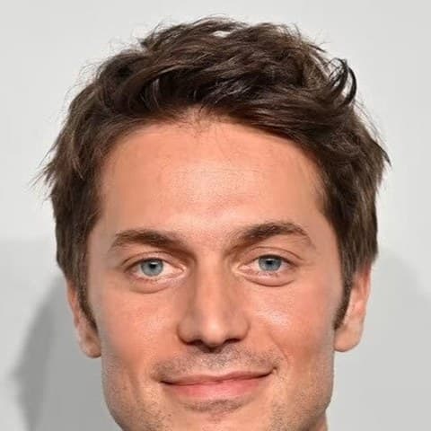 Lucas Bravo