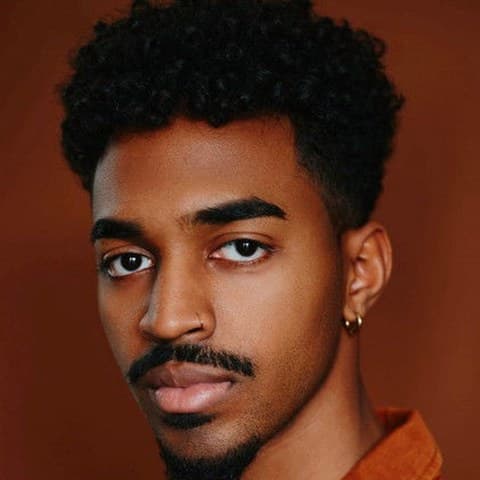 Roshahn Dhoré