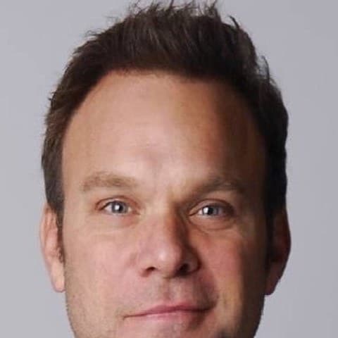 Norbert Leo Butz