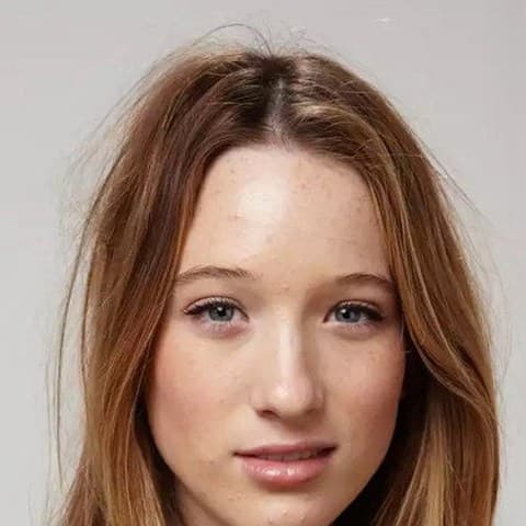 Sophie Lowe