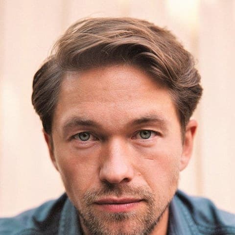 Jakob Oftebro