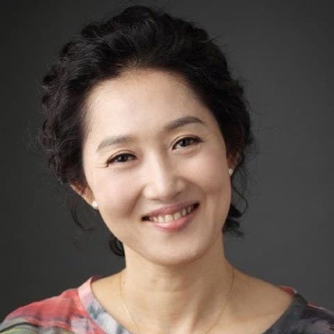 Jung Kyung-soon