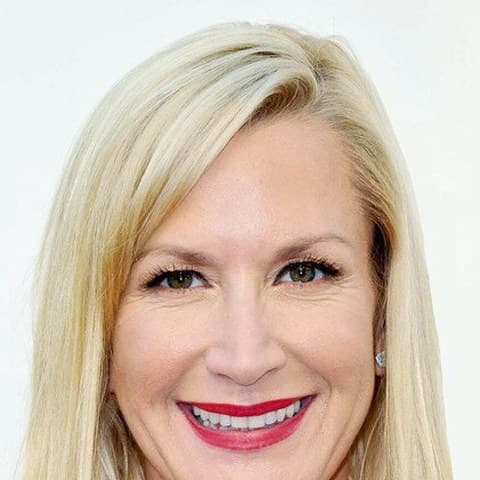 Angela Kinsey